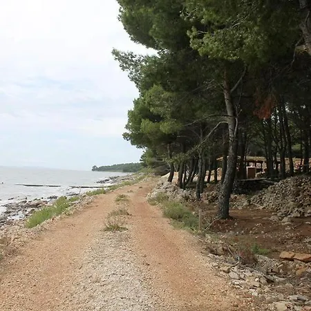 Apartamento Dobra Sućuraj