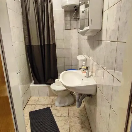 Dobra Apartamento Sućuraj