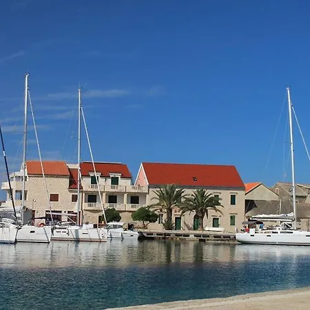 Dobra Lägenhet Sućuraj